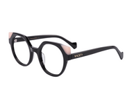 society-round-frames-the-ballerina
