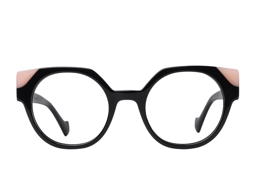 society-round-frames-the-ballerina