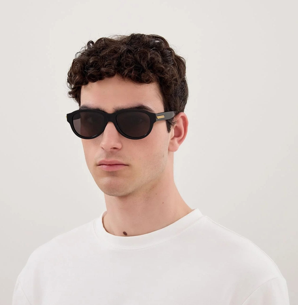 Bottega Veneta Round Sunglasses
