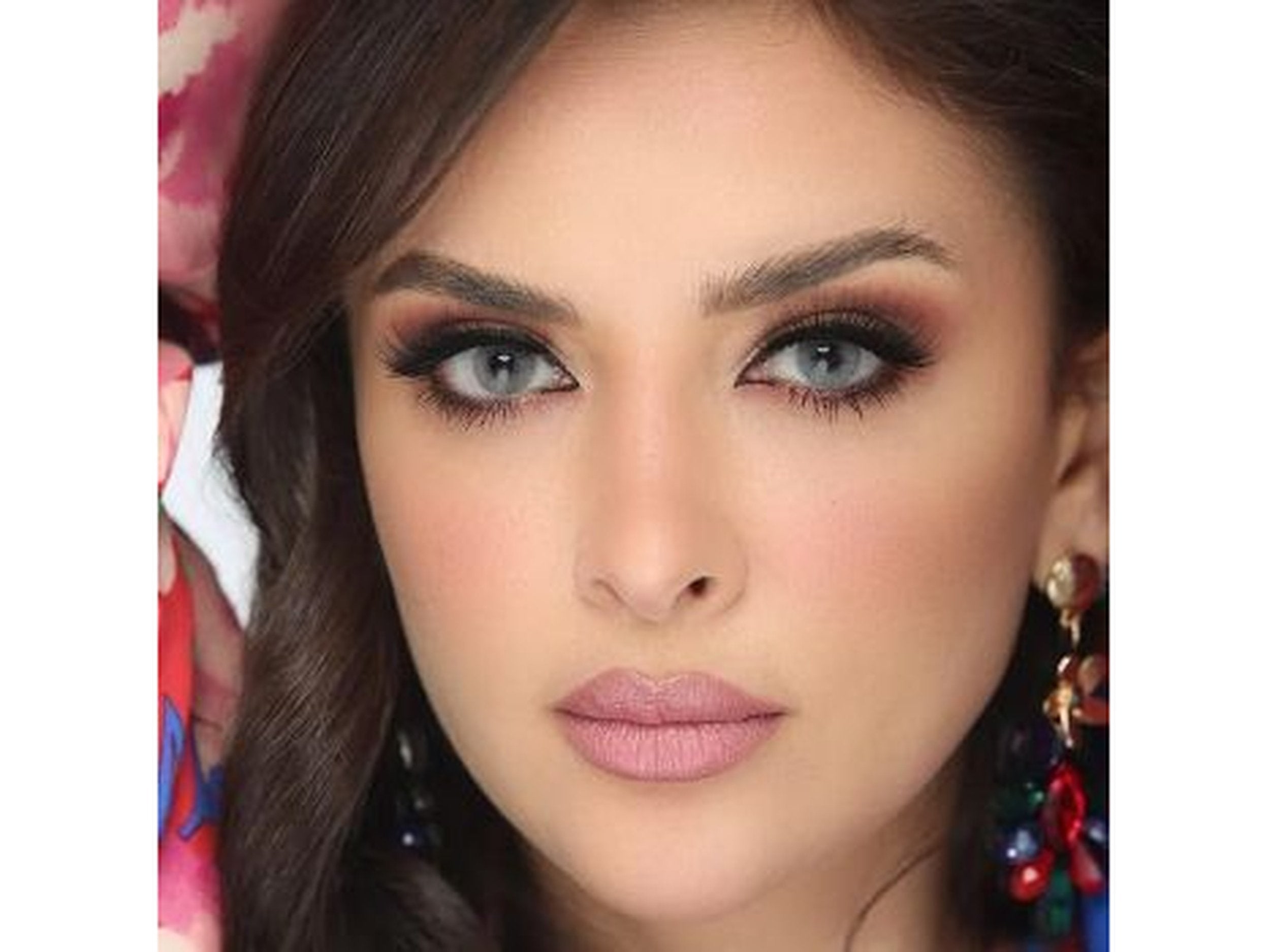 Lydia - Blue Paradise